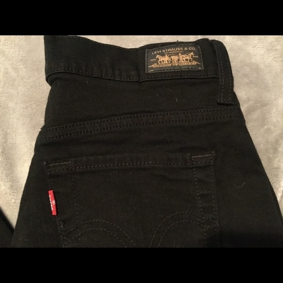 LEVI’S Boot Cut Perfectly Slimming Jeans - Picture 2 of 4